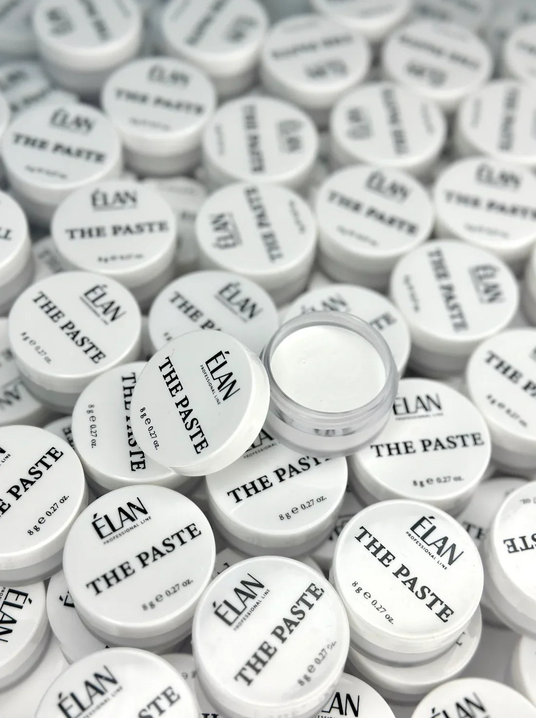 ÉLAN THE PASTE: Eyebrow And Lip Contour Paste