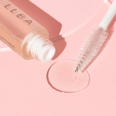 LLBA Coating Sealant enhances lash extensions, sealing against dust and oil for lasting, flawless lashes.