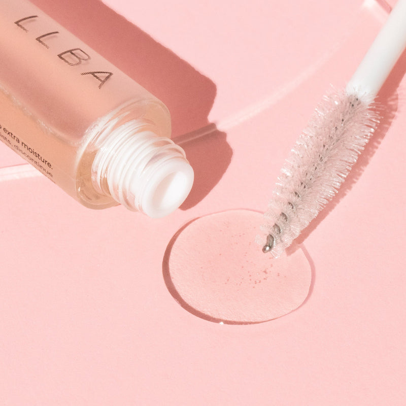 LLBA Coating Sealant enhances lash extensions, sealing against dust and oil for lasting, flawless lashes.