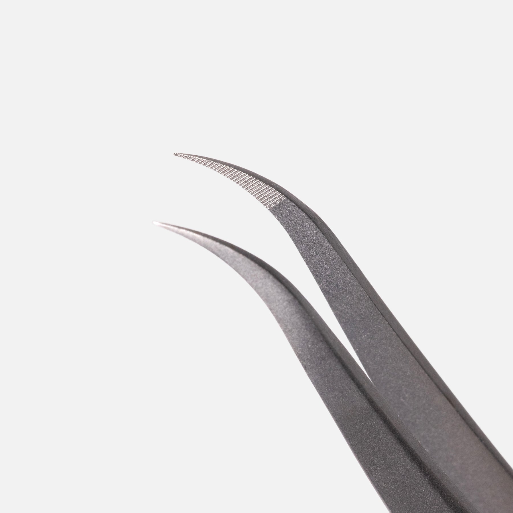 Aurora Fine-Tipped Tweezer – Precision Lash Tool for Anime Spikes | Curacoro