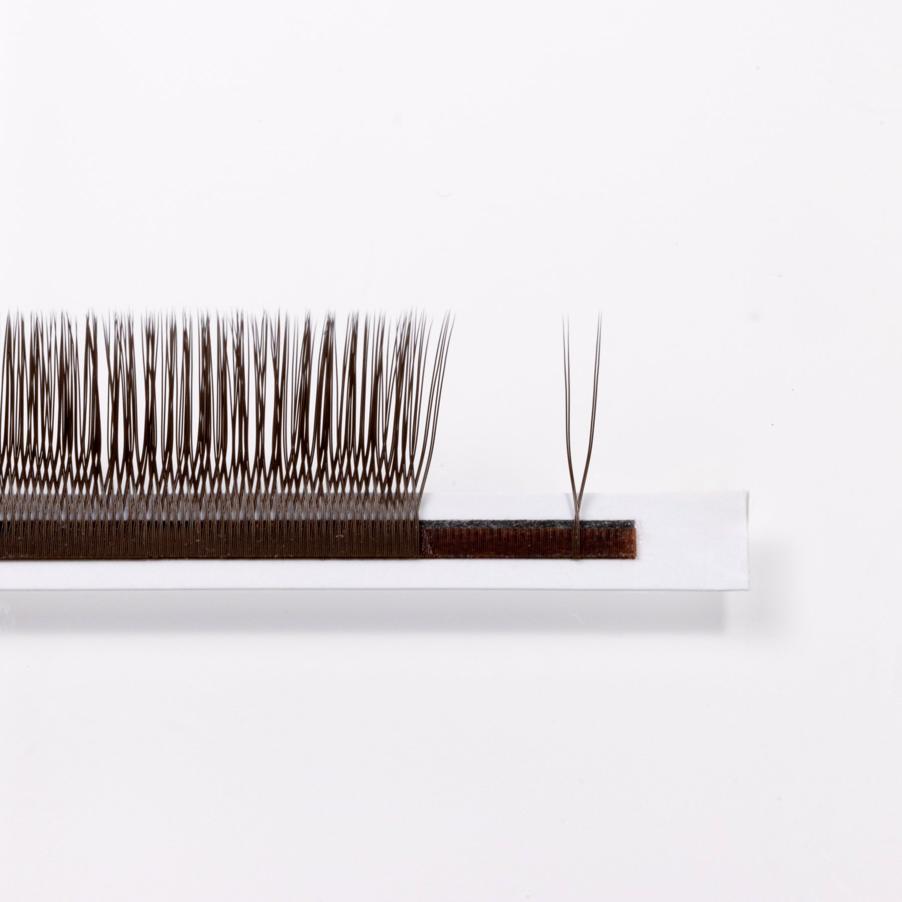 Narrow YY Lashes (2D U-shaped lashes) - Brown