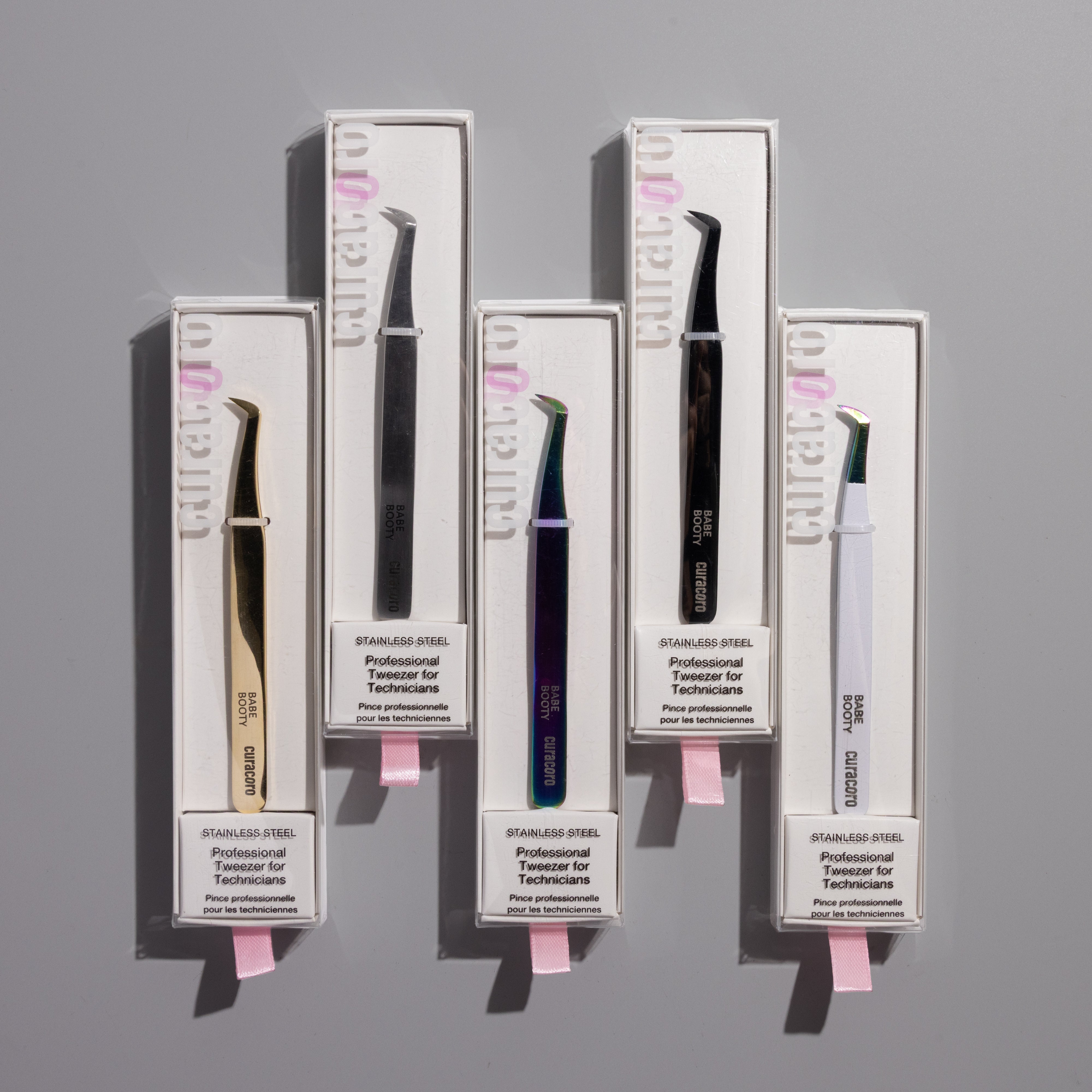 Pinzas para el trasero de una nena 