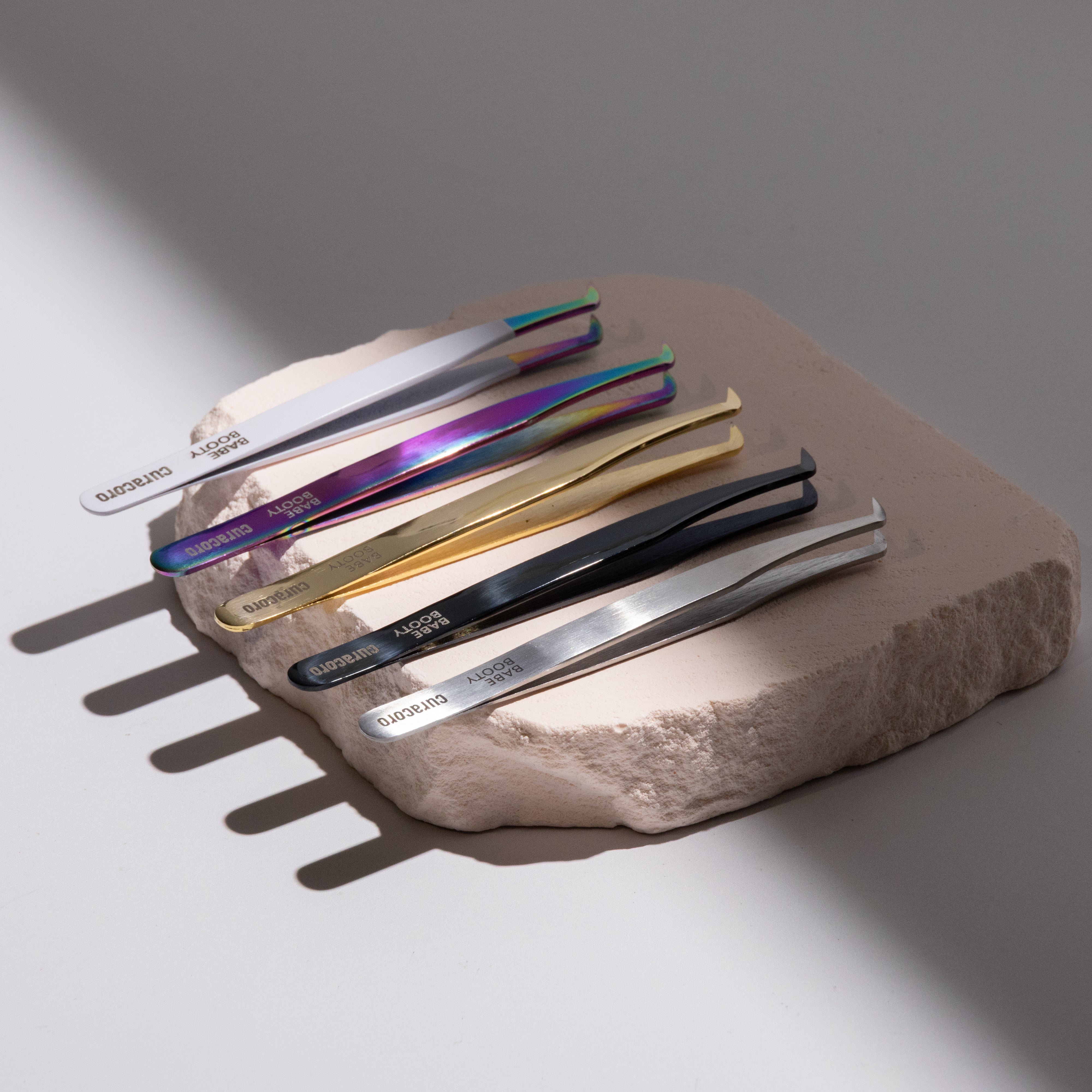 Pinzas para el trasero de una nena 