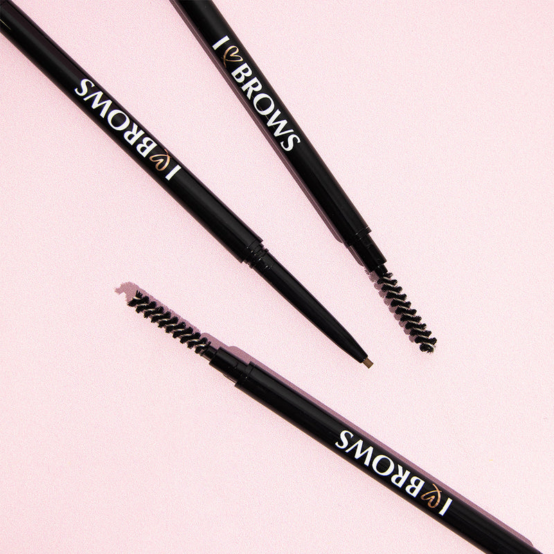 I ❤️ Brows Brow Pencil showing brush tips.