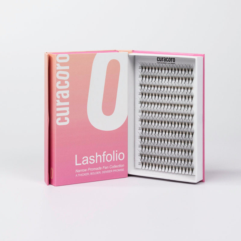 Curacoro Lashfolio box with 7D 0.03 triple spike lashes displayed, featuring dense and voluminous lash fans.