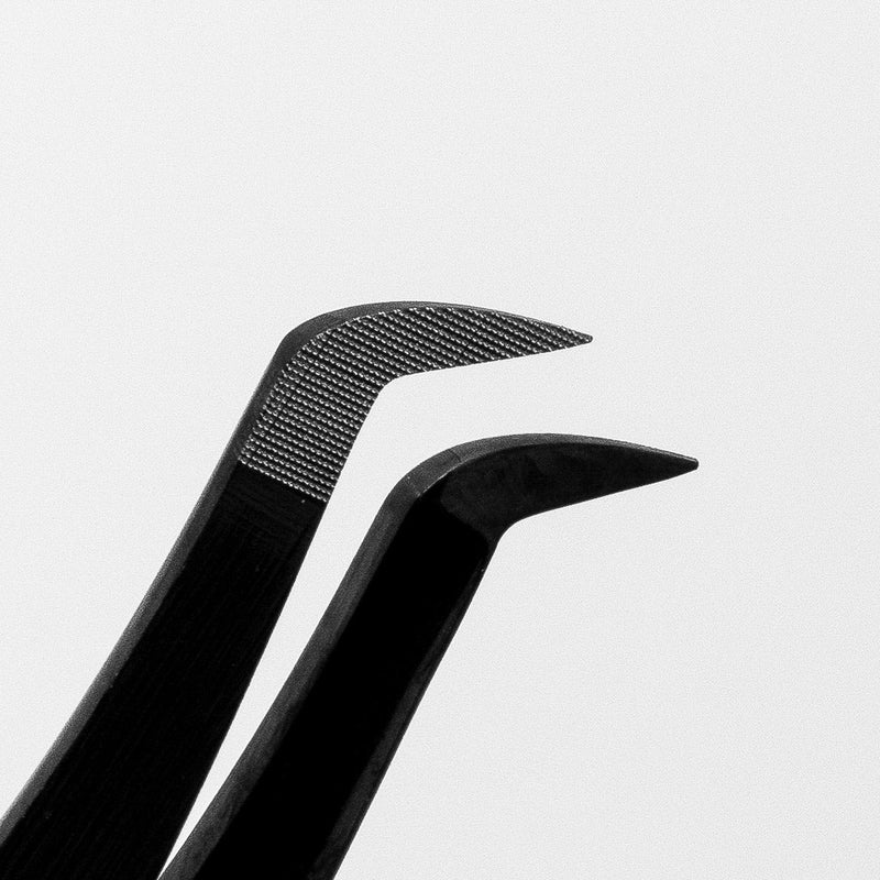 Babe Booty Tweezer Onyx close up