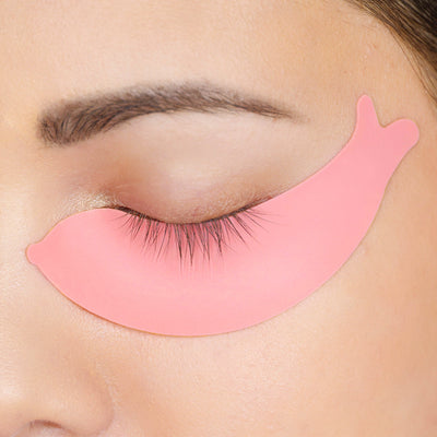 Reusable Silicone Under Eye Pad on model's eye.